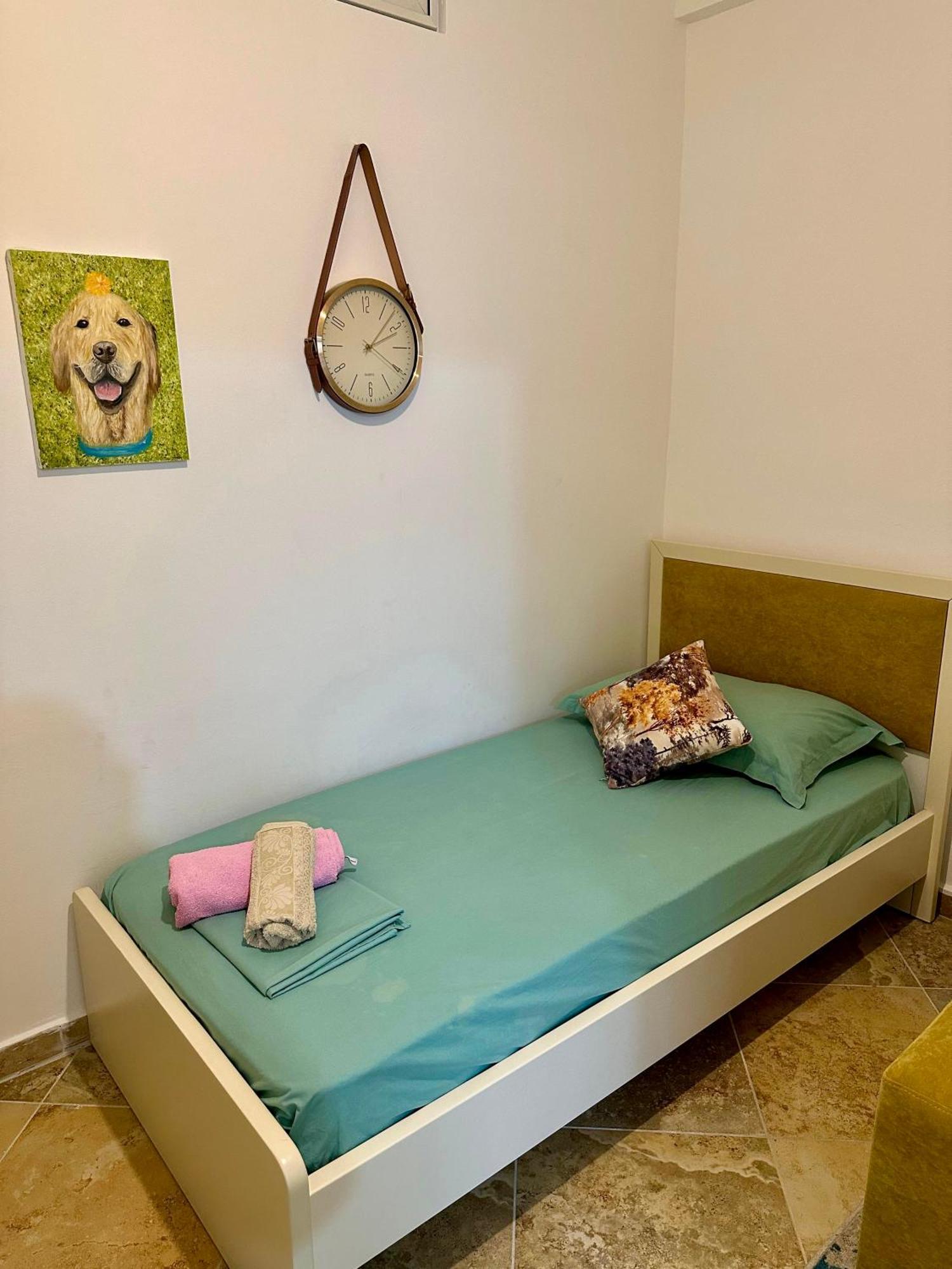Beach Front Apartment فلورا المظهر الخارجي الصورة